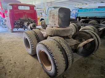Tatra 148 - 2