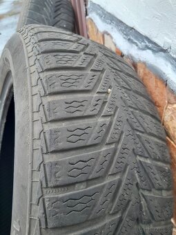 Predám zimné pneumatiky 185/60 R14 - 2