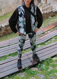 Lindex značková súprava - sedí na M - 2