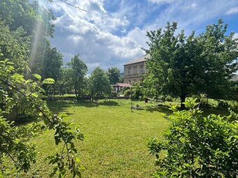 Veľký 2-izbový byt so záhradou 387 m2 v Trenčianskej Teplej - 2