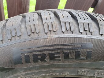 Predám zimné pneu Pirelli 205/60 R16 - 2