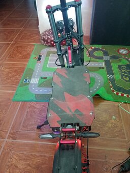 Kolobežka boueda - 2