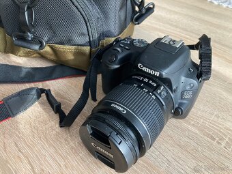 Canon 200D eos - 2