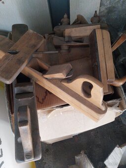 Hoblíky, školský stolársky stôl - 2