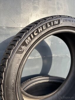 Zimní pneumatiky Michelin 235/40/19 7,5mm DOT22 - 2