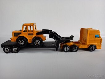 MATCHBOX CONVOY - DAF 3300 SPACE CAB+MAJORETTE TRACTO-PELLE - 2