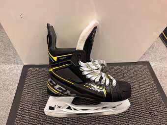 BRUSLE CCM TACKS 9380 vel. 43/8D - 2