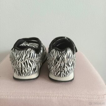 Dievčenské tenisky REEBOK v 24,5 - 2