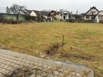 Pozemok Veľký Kolačín - 2
