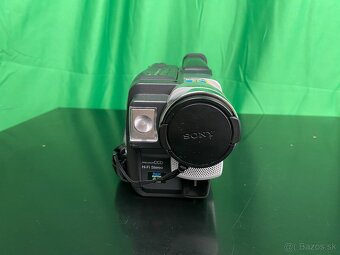 Digitálna kamera SONY DCR-TRV130E - 2