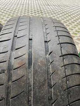 225/60 r18 - 2