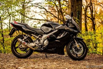 Honda CBR600F4i - 2
