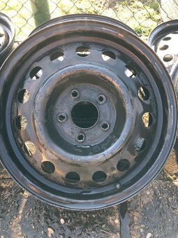 Plechové disky R16 original z KIA ceed, 2 sady - 2