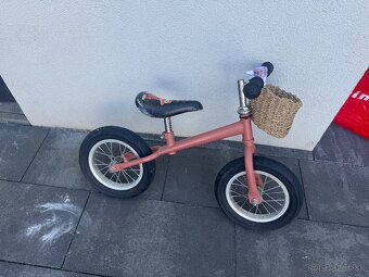 Dievčenské odrážadlo - 2