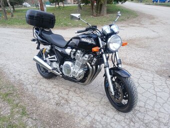 Yamaha XJR 1300 - 2