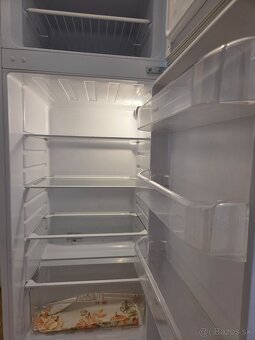 Chladnička s mrazničkou Indesit A+ - 2