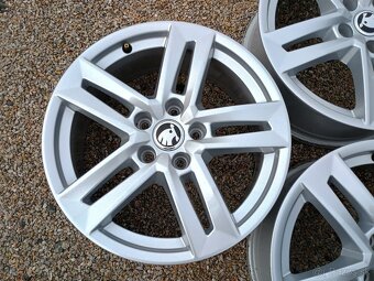 Elektróny Škoda Octavia 4, 5x112 R17 - 2