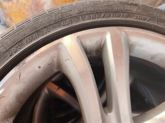 255/40 R19 5x112 - 2