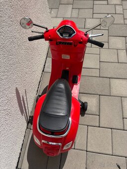 detská elektrická Vespa - 2