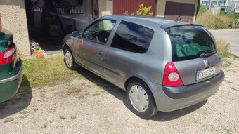 Renault Clio 2     1.2 16V - 2