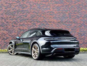 PORSCHE Taycan Cross Turismo 4, 476PS, AT, Exclusive, - 2