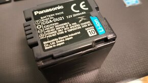 Svetlo na kameru, alebo fotoaparát zn. Panasonic - 2