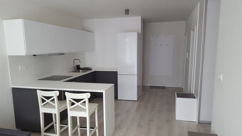 Ružinov prenájom 2 izb. byt 60m2+parking Ivánska cesta - 2