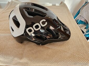POC Tectral race SPIN,velkost 59-62 cm,váha 390 g. - 2
