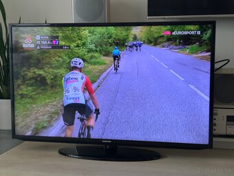 Predam 46” (116 cm) TV Samsung UE46EH5000 - 2