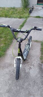 PREDAM KOLOBEZKU A STARE BICYKLE - 2