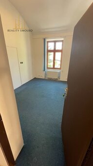 PRENÁJOM - kancelársky priestor Hlavná ulica 14,5m2 so zázem - 2