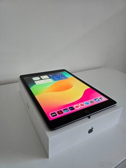 Apple iPad 9. gen 10.2" Wi-Fi 64GB Space Gray - 2