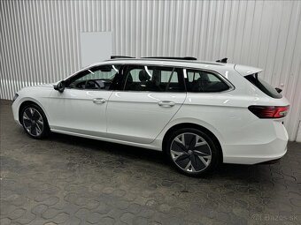 Škoda Superb 2.0TDI 142kW 4x4 Pano R19 - 2