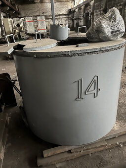 udržovacia pec pre 250 kg Alu - 2