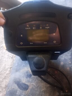 Predné svetlo, tachometer ATV - 2