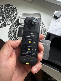 Insta 360 x5 Essential bundle - 2