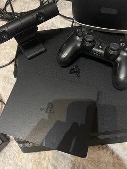 PS4 + VR + hry - 2