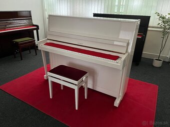 Zánovní Petrof 118 M1 rok v.2003 bílý lesk - 2