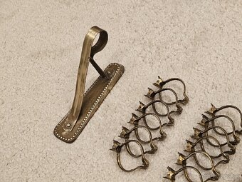 Mosadzná garníž so štipcami - 2