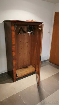 Predam tuto krasnu skrinu - 2