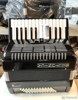 Predám nový akordeón BELTUNICA Vivaldi- De Luxe 60 basový- n - 2