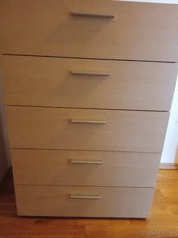 Komoda - 2
