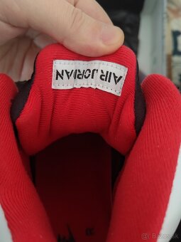 model Air Jordan - 2