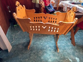 Drevená hojdacia kolíska - 2