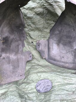 Predné podblatníky Audi A6 C6 4f - 2