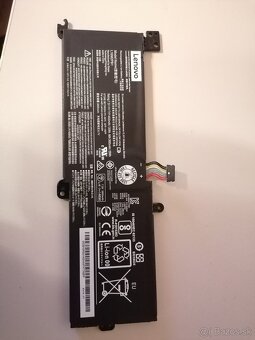 Predám Lenovo IdeaPad S145 na náhradné diely. - 2