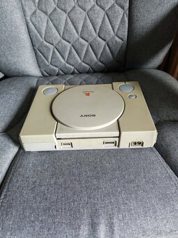 Playstation 1 Fat - 2