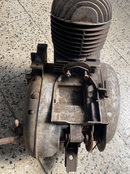 Motor čz 175 typ 501 prase - 2