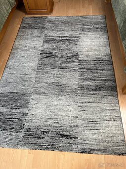 Koberec 230cm x 160cm - 2