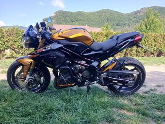 Benelli TNT 899 - 2